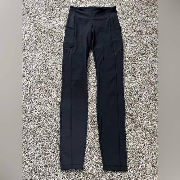lululemon athletica Pants - LULULEMON Speed Up Mid Rise Legging. Size 2.